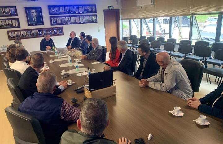 Reunio Com CIC Caxias
